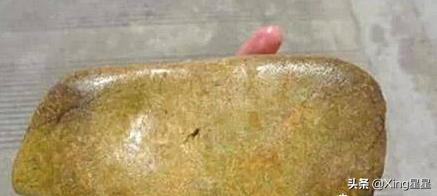 翡翠原石敞口,翡翠原石敞口翡翠玉石-第13张图片-翡翠网 翡翠原石敞口,翡翠原石敞口翡翠玉石-第13张图片-翡翠网