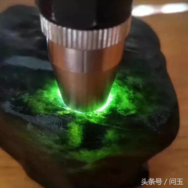 翡翠原石估算方法翡翠原石技巧-第7张图片-翡翠网 翡翠原石估算方法翡翠原石技巧-第7张图片-翡翠网