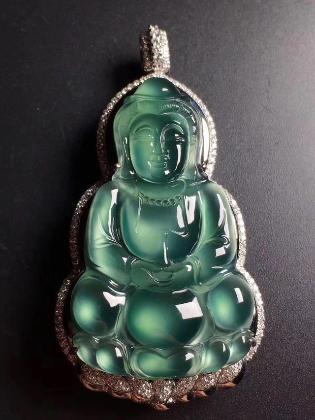 蓝水翡翠大部分时候是绿翡翠知识讲堂蓝水-第4张图片-翡翠网 蓝水翡翠大部分时候是绿翡翠知识讲堂蓝水-第4张图片-翡翠网