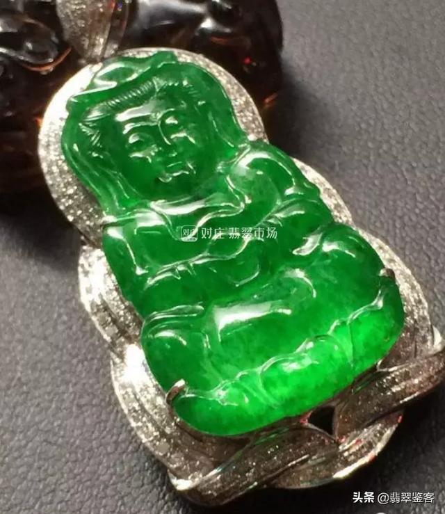 翡翠发朋友圈的话语,魔翡翠知识文案-第8张图片-翡翠网