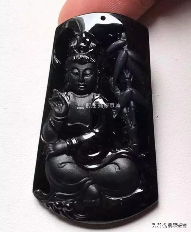 翡翠发朋友圈的话语,魔翡翠知识文案-第13张图片-翡翠网