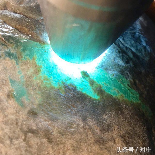 缅甸翡翠原石十大场口,翡翠场口大全介绍-第3张图片-翡翠网 缅甸翡翠原石十大场口,翡翠场口大全介绍-第3张图片-翡翠网