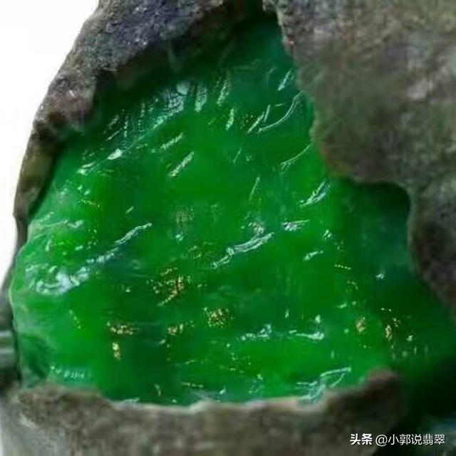 中国哪里有翡翠原石捡,翡翠原石密度2.98-第5张图片-翡翠网