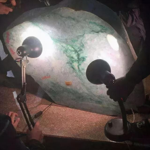 翡翠手镯图片150个翡翠手镯-第2张图片-翡翠网 翡翠手镯图片150个翡翠手镯-第2张图片-翡翠网