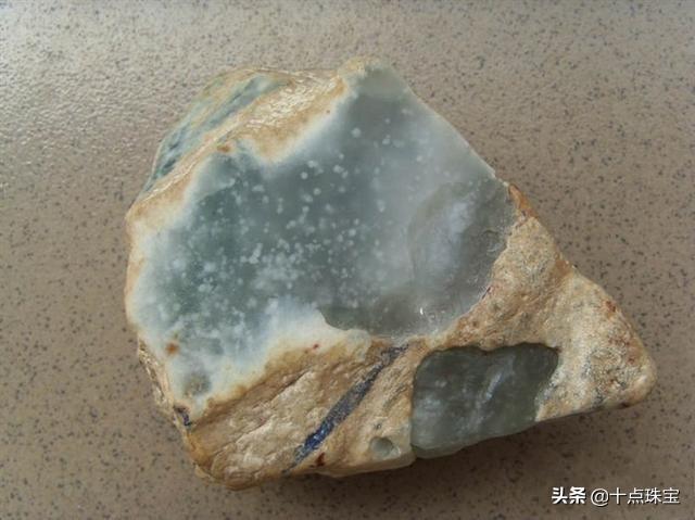 翡翠十大场口原石特点翡翠原石八大场口知识-第16张图片-翡翠网 翡翠十大场口原石特点翡翠原石八大场口知识-第16张图片-翡翠网