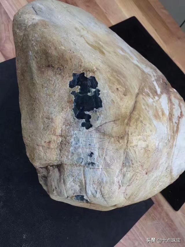 翡翠十大场口原石特点翡翠原石八大场口知识-第37张图片-翡翠网 翡翠十大场口原石特点翡翠原石八大场口知识-第37张图片-翡翠网