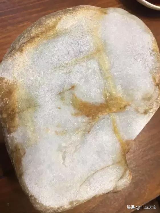 翡翠十大场口原石特点翡翠原石八大场口知识-第49张图片-翡翠网 翡翠十大场口原石特点翡翠原石八大场口知识-第49张图片-翡翠网