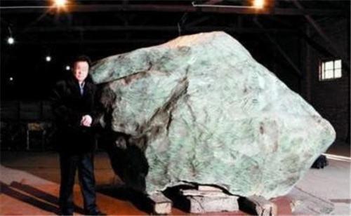 翡翠原石都是大的吗怎么切翡翠原石-第8张图片-翡翠网