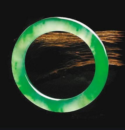 冰种翡翠手镯翡翠手镯的小知识-第19张图片-翡翠网 冰种翡翠手镯翡翠手镯的小知识-第19张图片-翡翠网