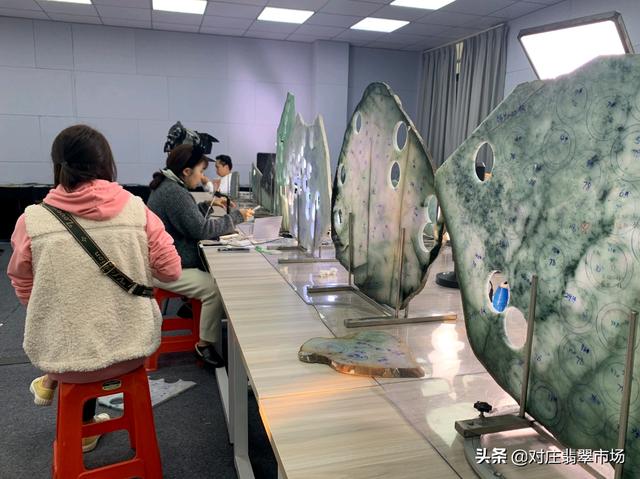 翡翠玉石基础知识直播间翡翠知识-第9张图片-翡翠网 翡翠玉石基础知识直播间翡翠知识-第9张图片-翡翠网