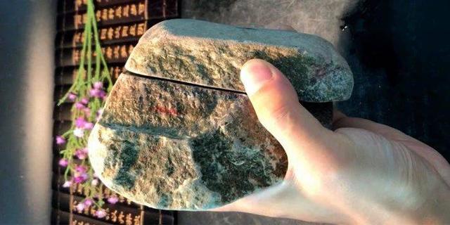 优质翡翠原石切片图翡翠原石切片价格-第1张图片-翡翠网 优质翡翠原石切片图翡翠原石切片价格-第1张图片-翡翠网