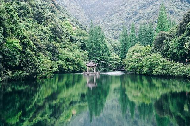 好的翡翠原石,宁海原石翡翠知识大全-第4张图片-翡翠网 好的翡翠原石,宁海原石翡翠知识大全-第4张图片-翡翠网