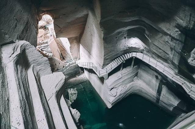 好的翡翠原石,宁海原石翡翠知识大全-第6张图片-翡翠网 好的翡翠原石,宁海原石翡翠知识大全-第6张图片-翡翠网