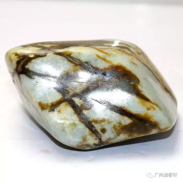 东方之宝翡翠原石图片翡翠原石哪里买-第1张图片-翡翠网 东方之宝翡翠原石图片翡翠原石哪里买-第1张图片-翡翠网