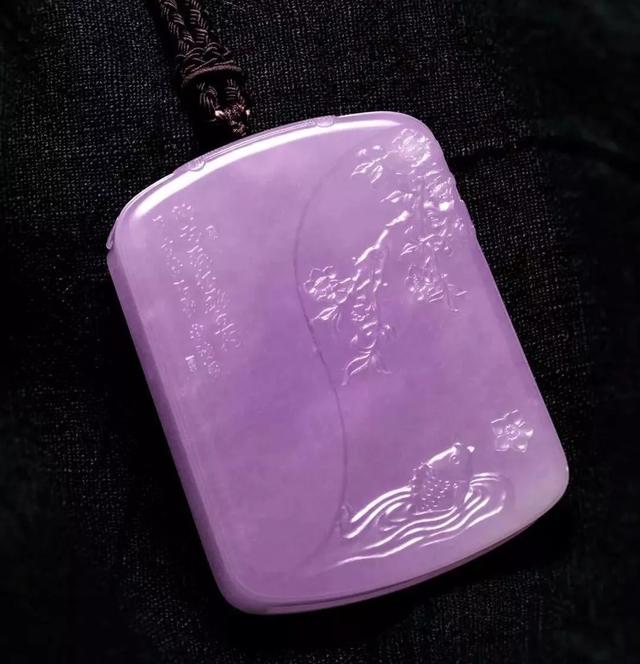 翡翠玉雕知识知乎翡翠哪里买好-第6张图片-翡翠网 翡翠玉雕知识知乎翡翠哪里买好-第6张图片-翡翠网