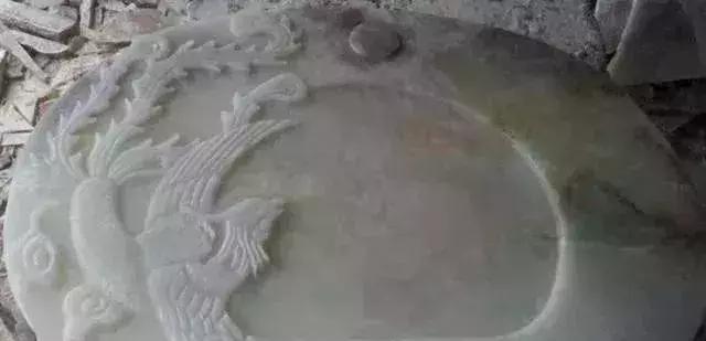 翡翠原石怎么开采的翡翠原石出土视频-第18张图片-翡翠网 翡翠原石怎么开采的翡翠原石出土视频-第18张图片-翡翠网