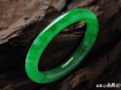 翡翠手镯圈口怎样测量翡翠手镯大小标准-第2张图片-翡翠网 翡翠手镯圈口怎样测量翡翠手镯大小标准-第2张图片-翡翠网