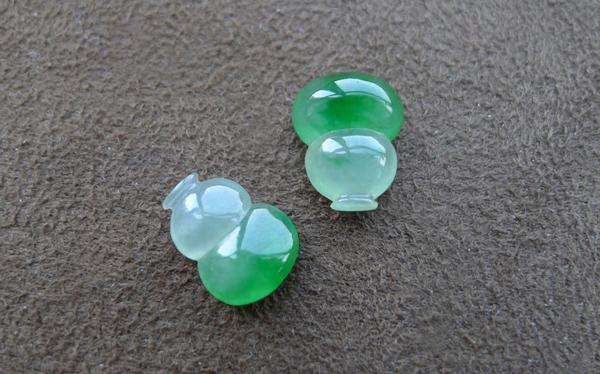 翡翠葫芦戒指镶嵌款式,翡翠葫芦知识大全-第2张图片-翡翠网 翡翠葫芦戒指镶嵌款式,翡翠葫芦知识大全-第2张图片-翡翠网