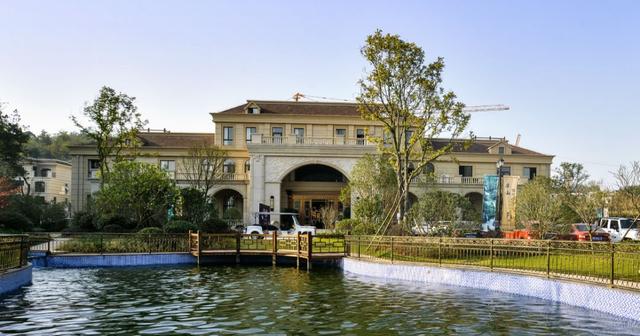 赣州翡翠谷交房赣州翡翠谷价格-第1张图片-翡翠网