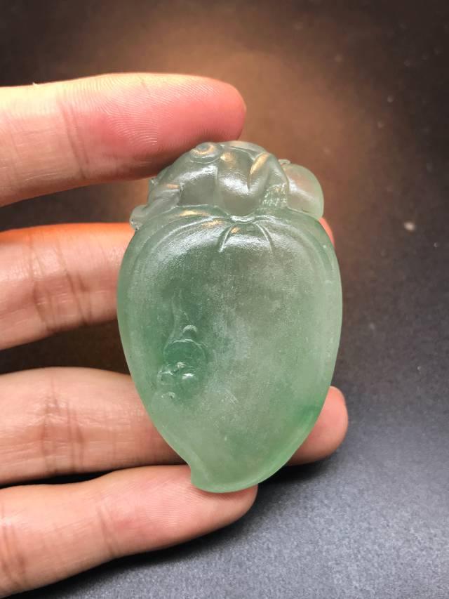 莫西沙玻璃种原石,莫西沙冰蓝翡翠原石视频-第9张图片-翡翠网