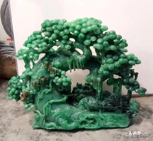 绿绿翡翠原石,山西帝王绿翡翠的原石-第6张图片-翡翠网 绿绿翡翠原石,山西帝王绿翡翠的原石-第6张图片-翡翠网