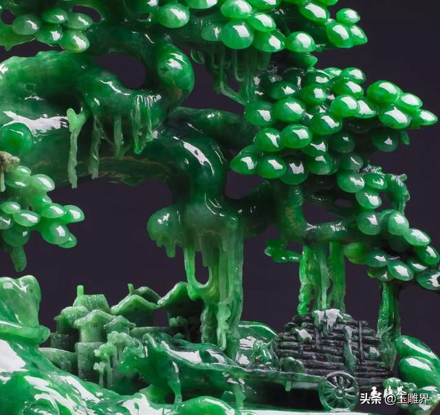 绿绿翡翠原石,山西帝王绿翡翠的原石-第9张图片-翡翠网