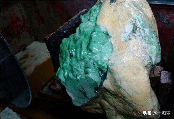 深圳哪里有翡翠原石加工的翡翠原石可以造假吗-第5张图片-翡翠网