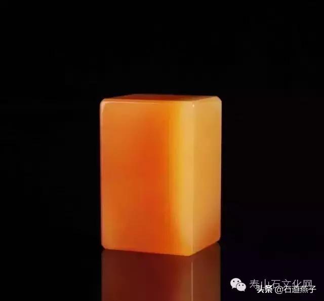 云南翡翠绿石印章料价格的简单介绍-第40张图片-翡翠网 云南翡翠绿石印章料价格的简单介绍-第40张图片-翡翠网