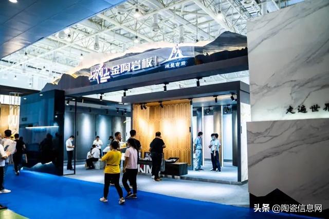 翡翠原石的价位翡翠水刀切割原石-第6张图片-翡翠网