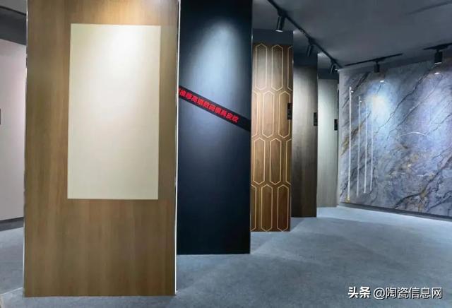 翡翠原石的价位翡翠水刀切割原石-第12张图片-翡翠网