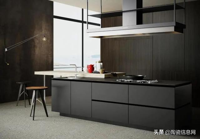 翡翠原石的价位翡翠水刀切割原石-第19张图片-翡翠网