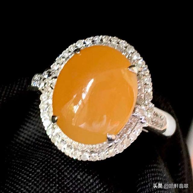 冰种鸡油黄翡翠价格什么颜色的黄翡价值最高-第10张图片-翡翠网 冰种鸡油黄翡翠价格什么颜色的黄翡价值最高-第10张图片-翡翠网