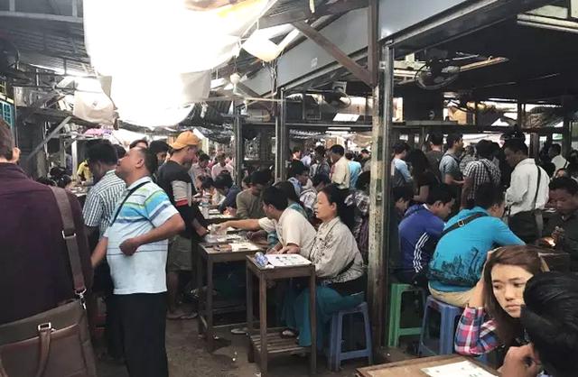 翡翠知识.找瑞丽老佛爷,翡翠原石哪里找-第7张图片-翡翠网 翡翠知识.找瑞丽老佛爷,翡翠原石哪里找-第7张图片-翡翠网