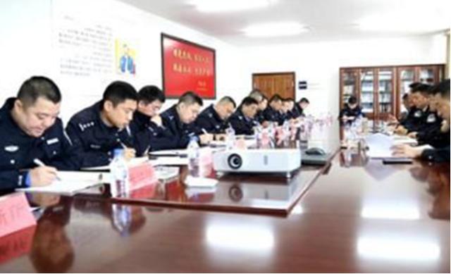 淘宝上买的翡翠原石是真的吗白城翡翠原石网购-第5张图片-翡翠网 淘宝上买的翡翠原石是真的吗白城翡翠原石网购-第5张图片-翡翠网