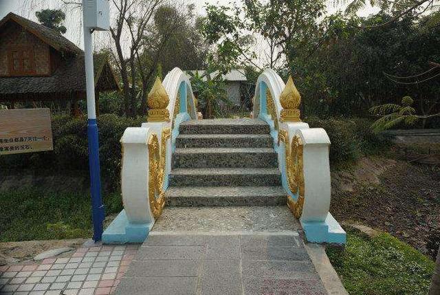 翡翠国境线价格翡翠a货价格多少一克-第4张图片-翡翠网 翡翠国境线价格翡翠a货价格多少一克-第4张图片-翡翠网