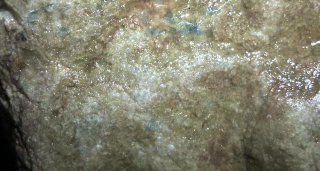 翡翠原石石皮,木那场口翡翠原石皮壳砂发特征-第2张图片-翡翠网