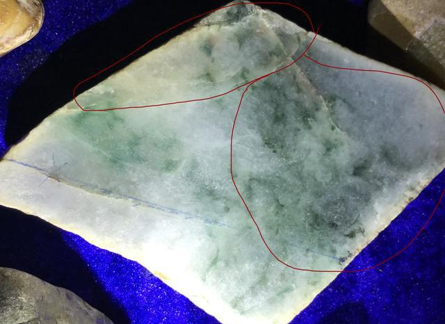 翡翠原石石皮,木那场口翡翠原石皮壳砂发特征-第6张图片-翡翠网 翡翠原石石皮,木那场口翡翠原石皮壳砂发特征-第6张图片-翡翠网