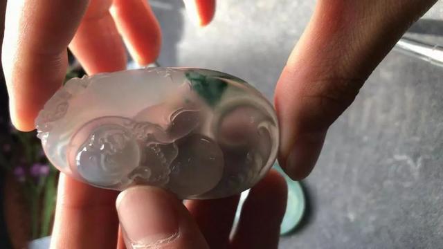 翡翠色料原石,种水料翡翠原石价格-第12张图片-翡翠网 翡翠色料原石,种水料翡翠原石价格-第12张图片-翡翠网