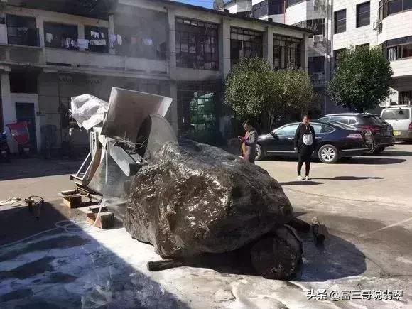 玉镯的总质量越重越好吗,翡翠手镯好的重不重-第14张图片-翡翠网 玉镯的总质量越重越好吗,翡翠手镯好的重不重-第14张图片-翡翠网