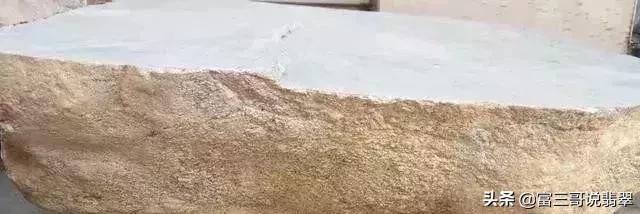 玉镯的总质量越重越好吗,翡翠手镯好的重不重-第17张图片-翡翠网 玉镯的总质量越重越好吗,翡翠手镯好的重不重-第17张图片-翡翠网