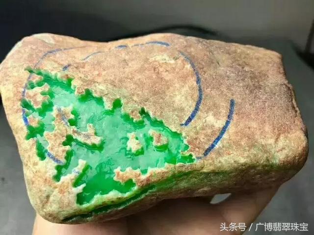 老象皮翡翠原石没表现麻母湾杨梅皮翡翠原石-第3张图片-翡翠网 老象皮翡翠原石没表现麻母湾杨梅皮翡翠原石-第3张图片-翡翠网