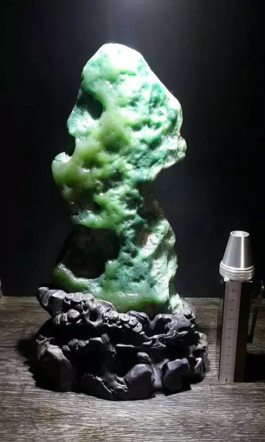 祖母绿的原石和翡翠的区别,天然祖母绿原石-第19张图片-翡翠网