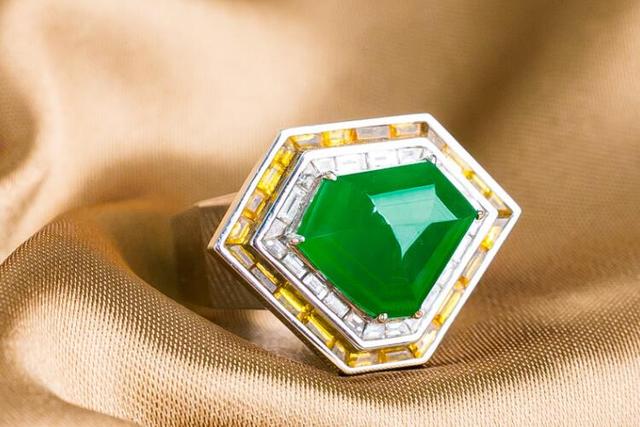 男款翡翠戒指镶嵌图片价格,翡翠戒指款式图-第6张图片-翡翠网 男款翡翠戒指镶嵌图片价格,翡翠戒指款式图-第6张图片-翡翠网