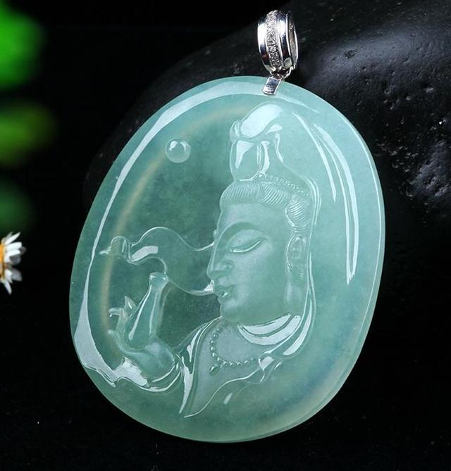 翡翠销售的对客话术100,翡翠销售中常用的知识-第4张图片-翡翠网 翡翠销售的对客话术100,翡翠销售中常用的知识-第4张图片-翡翠网