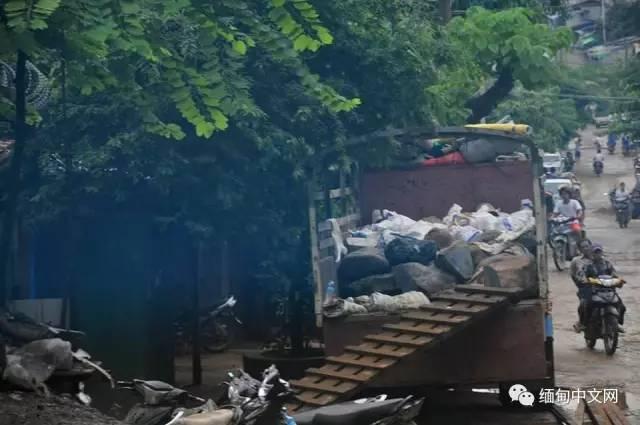 辽宁蓝翡翠原石,大城翡翠原石蓝色-第8张图片-翡翠网 辽宁蓝翡翠原石,大城翡翠原石蓝色-第8张图片-翡翠网