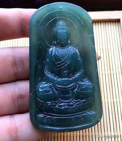 危地马拉翡翠的价格危地马拉翡翠-第3张图片-翡翠网 危地马拉翡翠的价格危地马拉翡翠-第3张图片-翡翠网