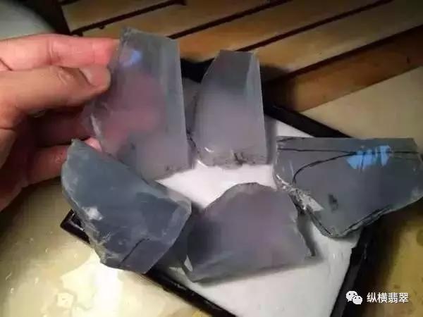 翡翠原石哪有合伙60万买翡翠原石-第12张图片-翡翠网 翡翠原石哪有合伙60万买翡翠原石-第12张图片-翡翠网