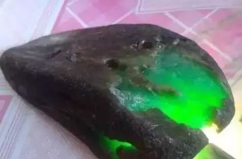 翡翠原石入门知识第7课,翡翠原石种类有多少种-第1张图片-翡翠网 翡翠原石入门知识第7课,翡翠原石种类有多少种-第1张图片-翡翠网