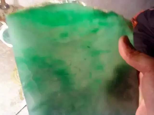 传世翡翠手镯图片,a货翡翠手镯-第35张图片-翡翠网 传世翡翠手镯图片,a货翡翠手镯-第35张图片-翡翠网