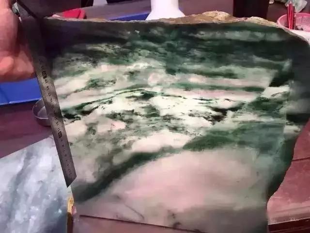 传世翡翠手镯图片,a货翡翠手镯-第49张图片-翡翠网 传世翡翠手镯图片,a货翡翠手镯-第49张图片-翡翠网